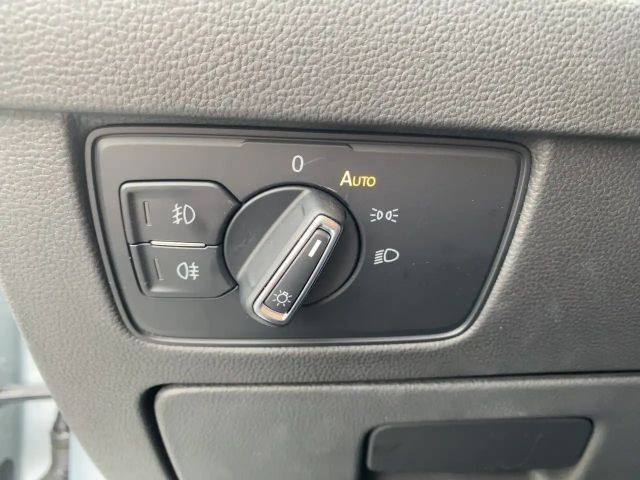 Volkswagen Passat Business DSG