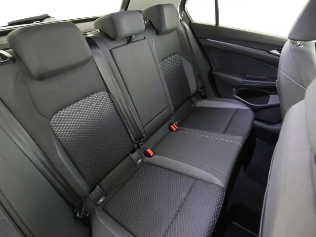 Volkswagen Golf 1.5 TSI Golf VIII Life