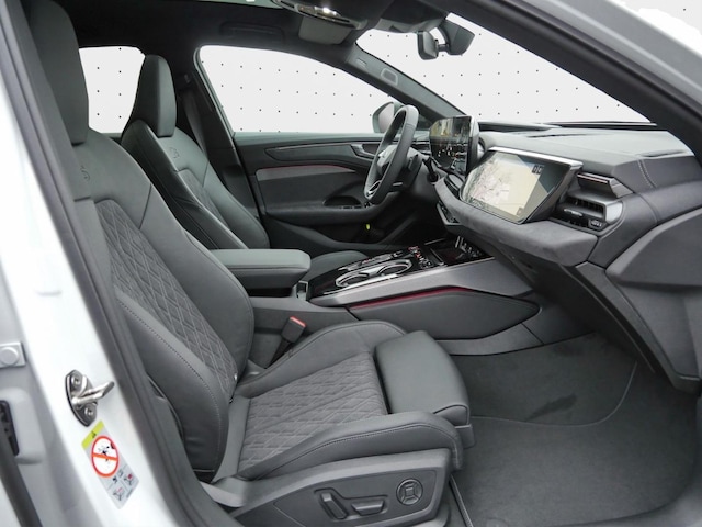 Audi A6 Avant Quattro S-Tronic