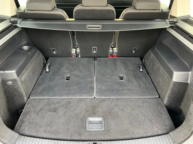 Volkswagen Touran DSG Highline