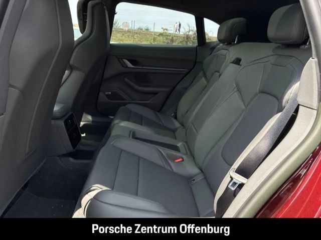 Porsche Taycan 4S Cross Turismo