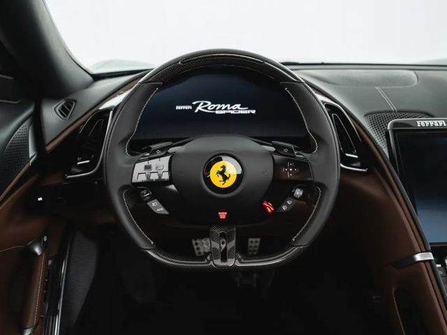 Ferrari Roma Spider