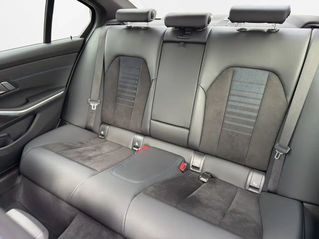 BMW 330 M-Sport Sedan