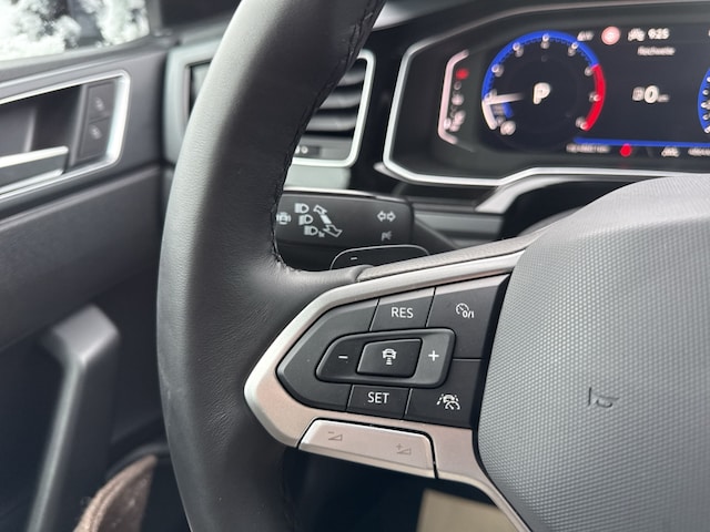 Volkswagen Taigo 1.5 TSI DSG R-Line