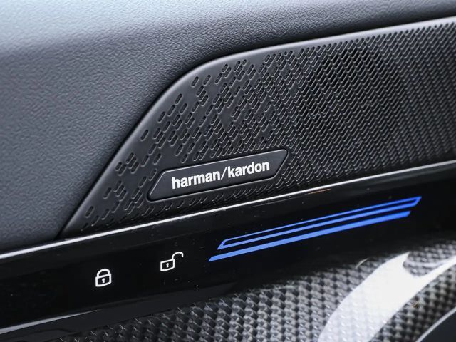 BMW 520 520i M-Sport Sedan