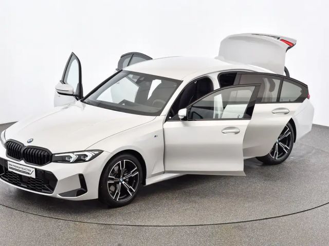 BMW 320 320d Sedan xDrive