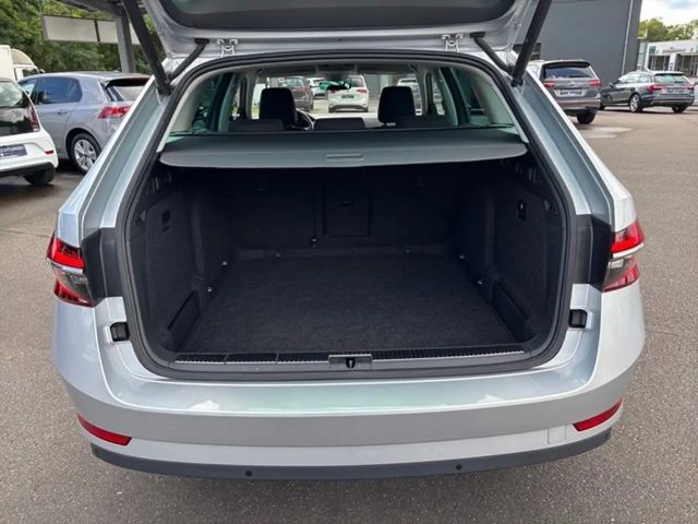 Skoda Superb 2.0 TDI Combi Style Style