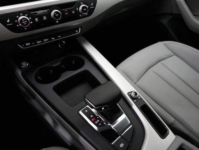 Audi A4 35 TFSI Avant S-Line S-Tronic