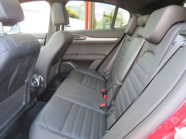 Alfa Romeo Stelvio Q4 Veloce