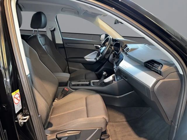 Audi Q3 35 TFSI S-Line S-Tronic