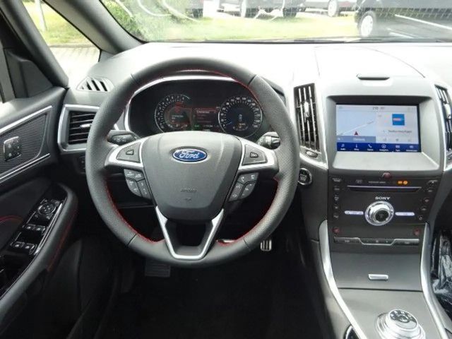 Ford S-Max ST Line