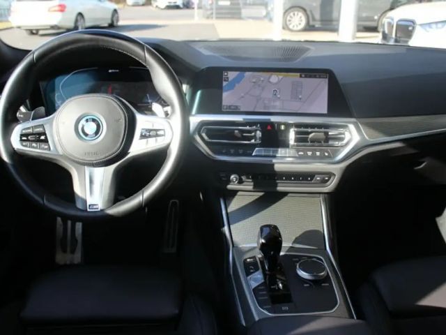BMW 330 330e M-Sport Touring xDrive