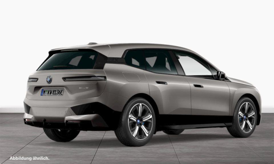 BMW iX xDrive40