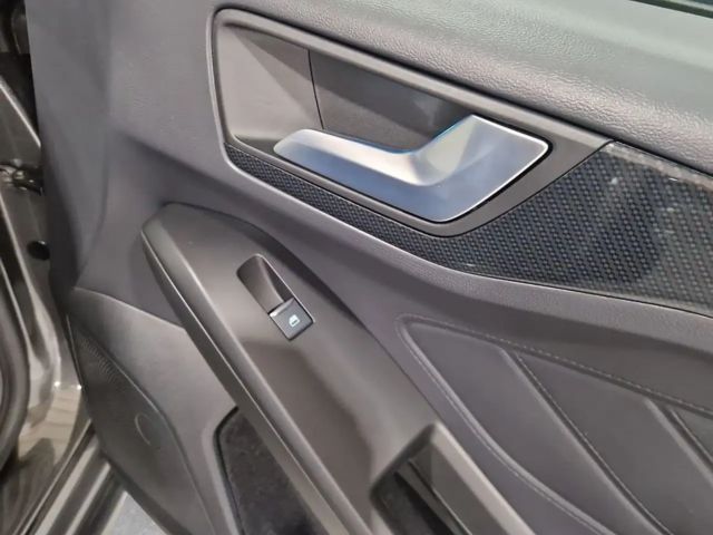 Ford Focus ST Line Wagon