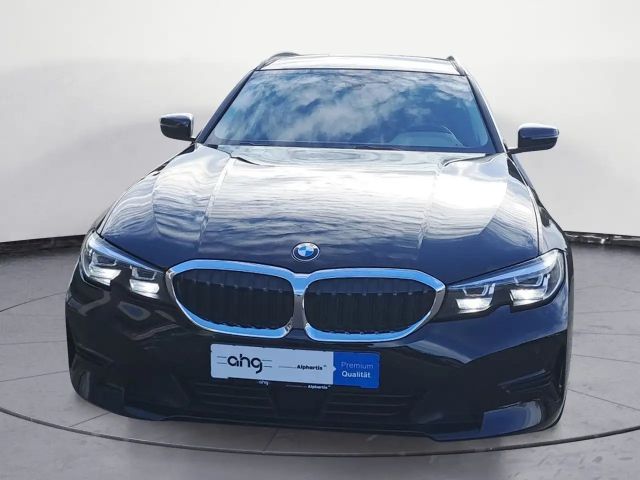 BMW 320 320d Advantage pakket Touring xDrive