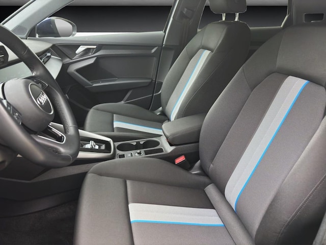 Audi A3 30 TFSI S-Tronic Sedan