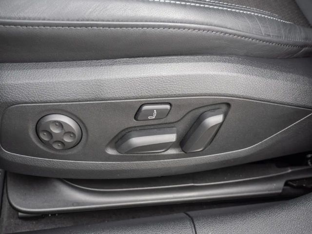 Audi A4 35 TDI Avant S-Line