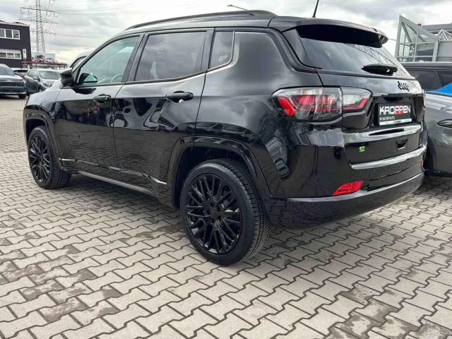 Jeep Compass Altitude Hybrid