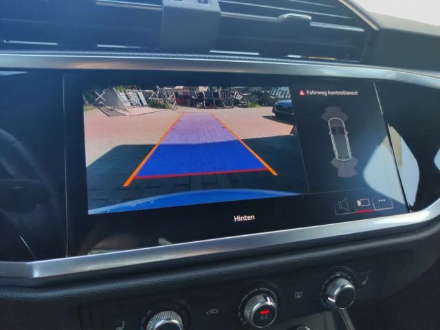 Audi Q3 40 TFSI S-Line