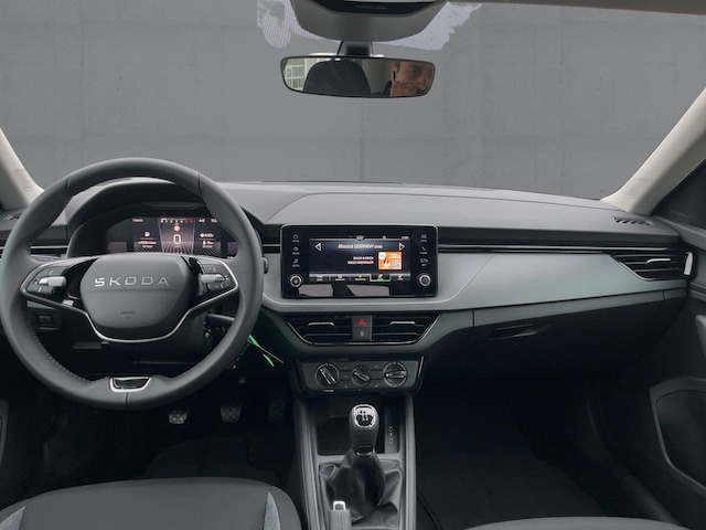 Skoda Kamiq Kamiq Essence 1,0 TSI AHK SHZ FSE PDC SpurH