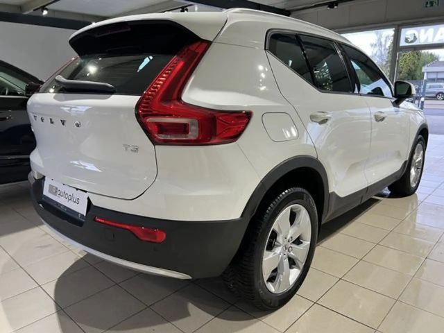 Volvo XC40 Momentum T3