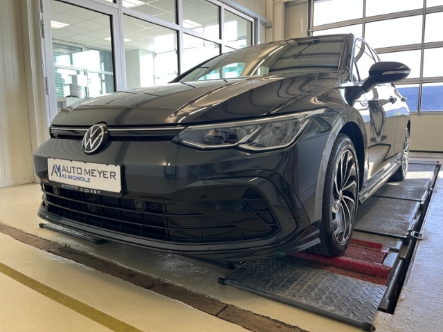Volkswagen Golf 1.5 eTSI DSG