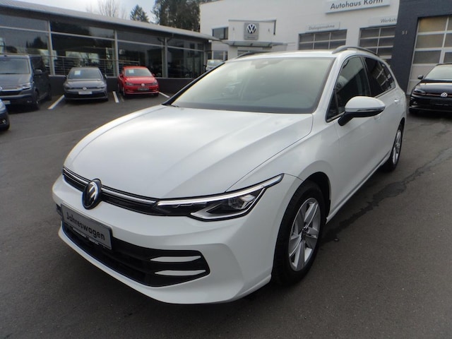 Volkswagen Golf Life Variant