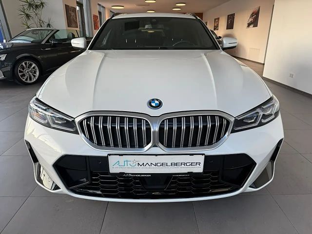 BMW 330 330e M-Sport Touring xDrive