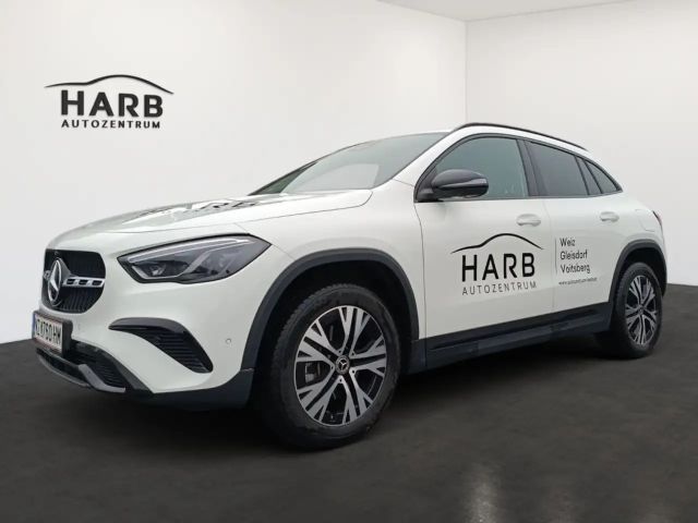 Mercedes-Benz GLA 180 GLA 180