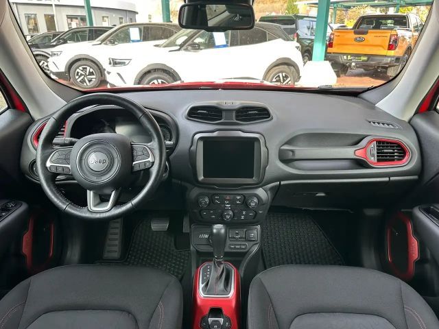 Jeep Renegade 4xe Trailhawk