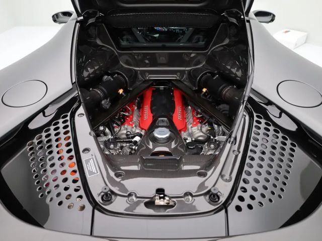 Ferrari SF90 Stradale