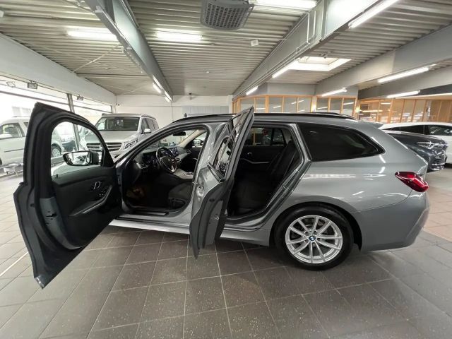 BMW 318 318d Touring
