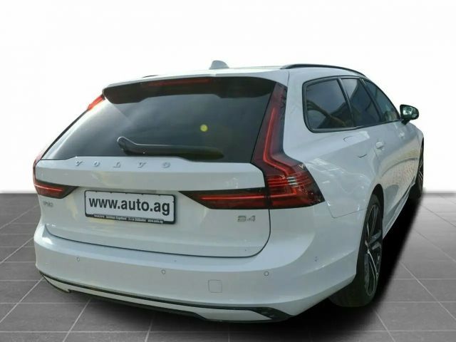 Volvo V90 Dark Plus