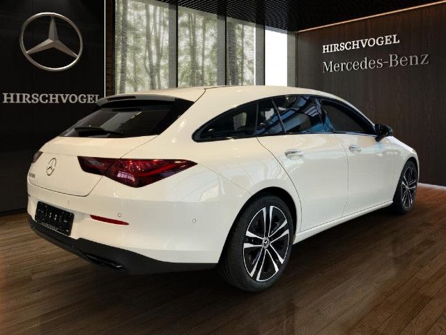 Mercedes-Benz CLA 180 Shooting Brake