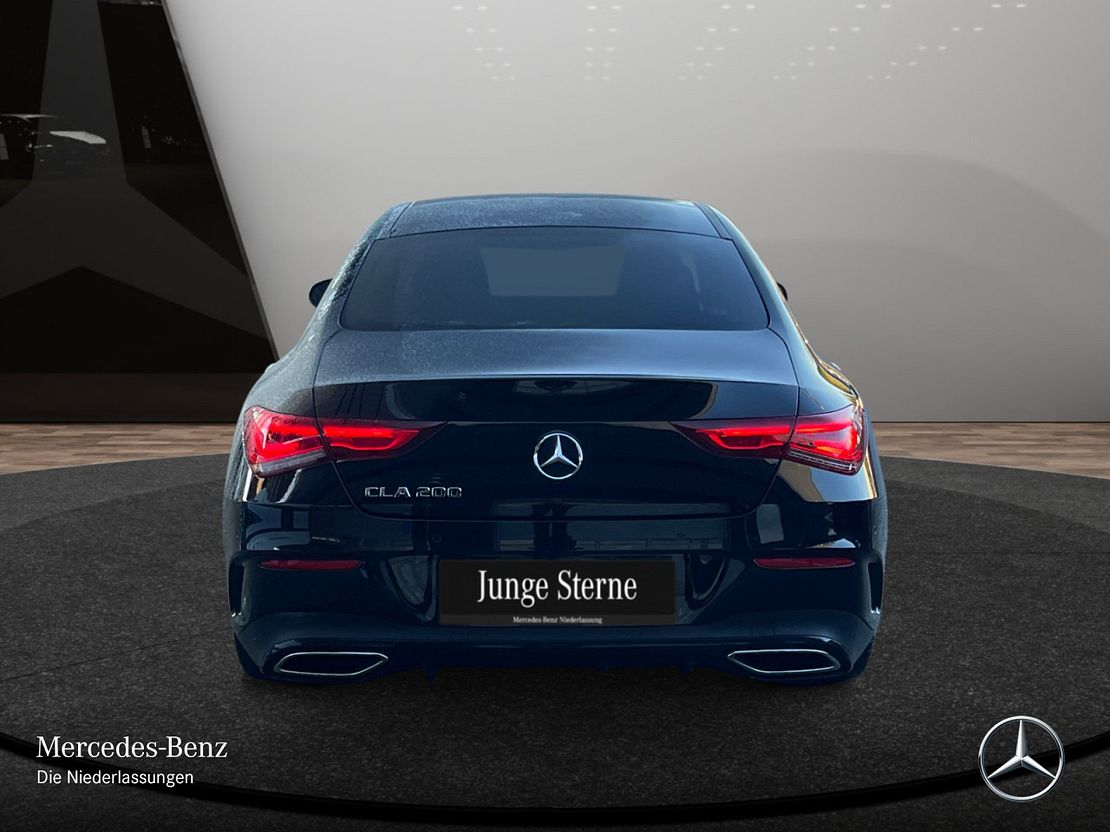 Mercedes-Benz CLA 200 AMG Line Coupé