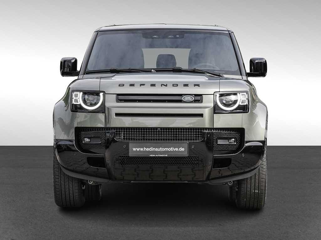 Land Rover Defender 90 Dynamic SE