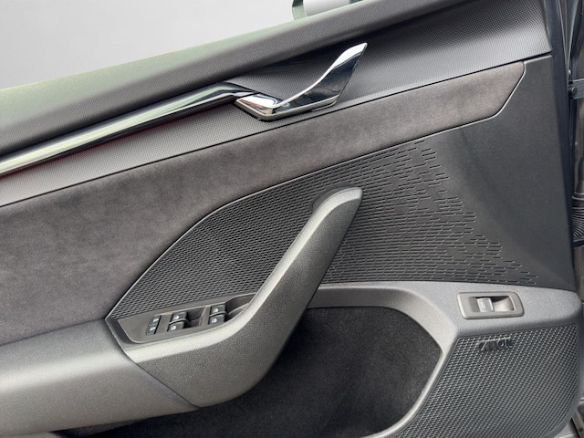 Skoda Octavia 2.0 TSI Combi RS iV