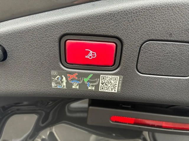 Mercedes-Benz CLE 200 AMG Line