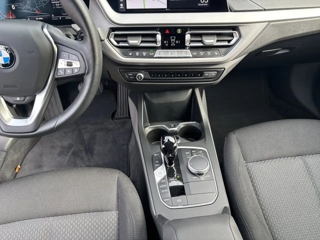 BMW 116 116i Advantage pakket Sedan