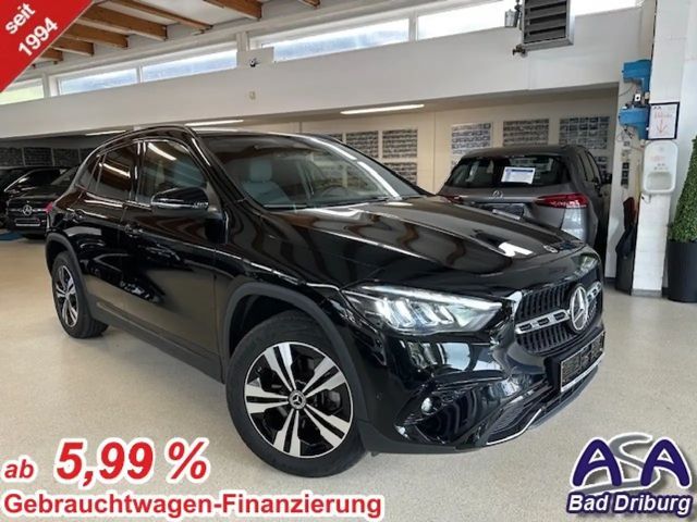 Mercedes-Benz GLA 200 Modelljahr2025+Night+Fondsitze verstellbar+AHK+DIS
