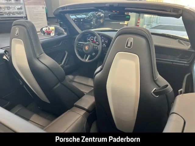 Porsche 992 Cabrio Carrera Turbo