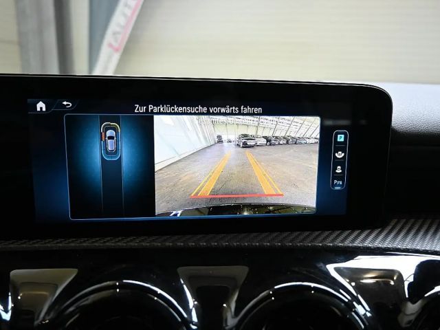 Mercedes-Benz A 180 A 180 d