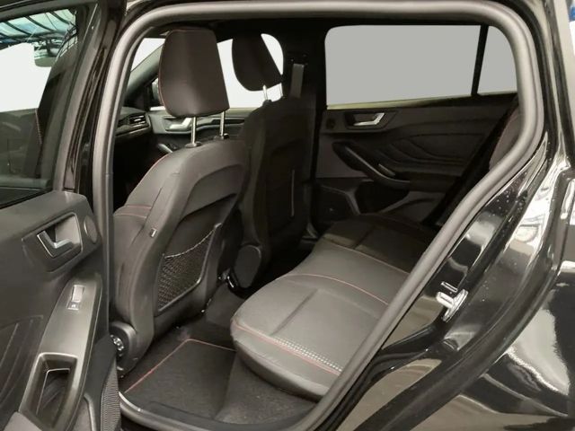 Ford Focus EcoBoost ST Line Wagon