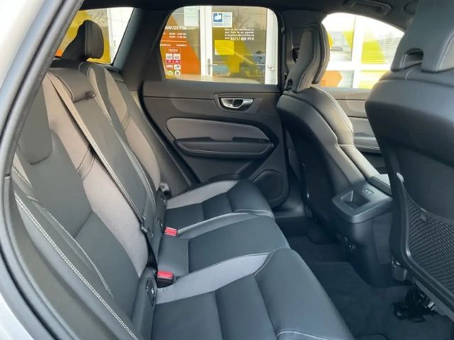 Volvo XC60 Dark Plus