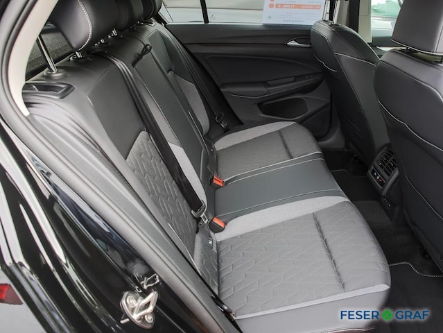 Volkswagen Golf 1.5 TSI