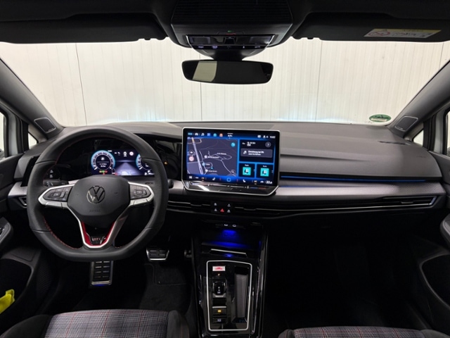 Volkswagen Golf 2.0 TSI DSG Golf VIII