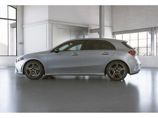 Mercedes-Benz A 180 A 180 d AMG Line Hatchback