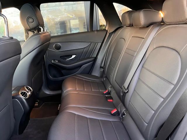 Mercedes-Benz GLC 200 4MATIC AMG Line