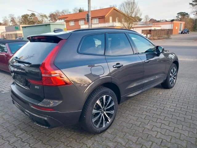 Volvo XC60 AWD Dark Plus