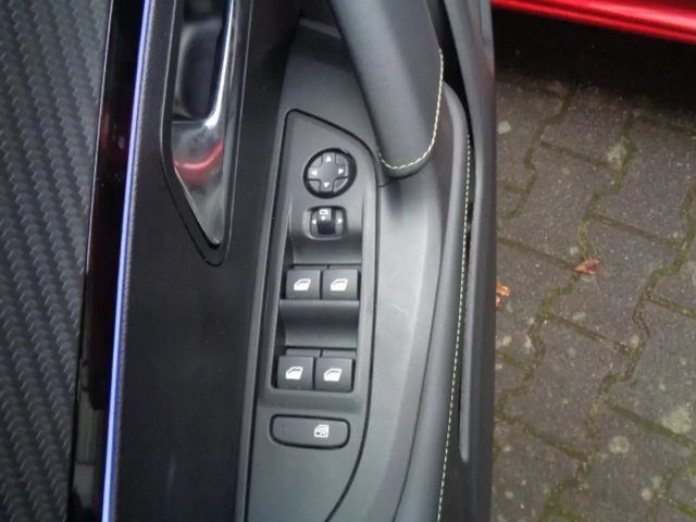 Peugeot 2008 GT-Line Hybrid